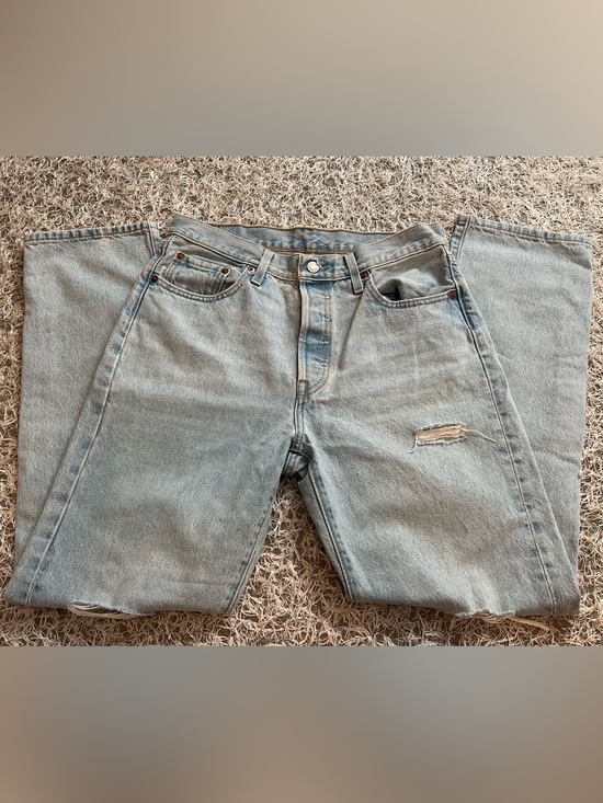 Levi's Denim - Women’s Levi’s 501 Light Wash Distressed Denim Jeans Waist 29” Length 30”